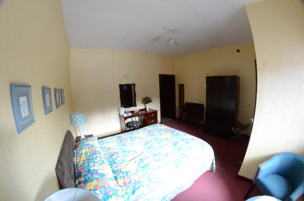 Achilty Guest House Contin Chambre photo